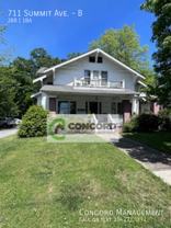 711 Summit Ave #B - Photo 1 of 1