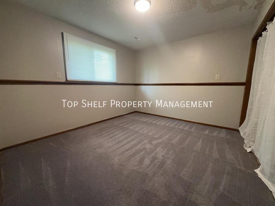 1025 6th St Nw - Photo 4 of 11