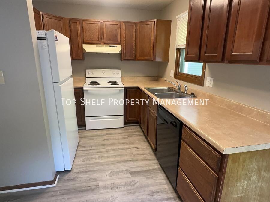 1025 6th St Nw - Photo 5 of 11