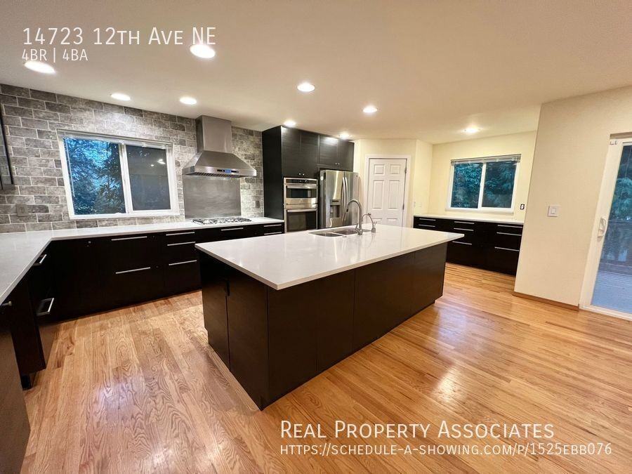 14723 12th Ave Ne - Photo 2 of 24
