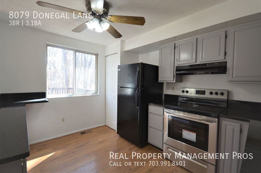 8079 Donegal Ln - Photo 5 of 33