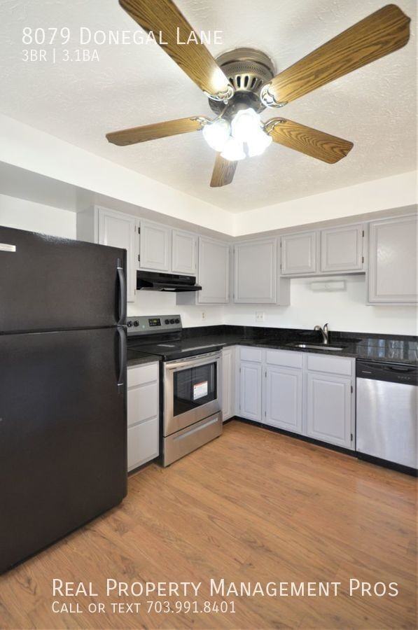 8079 Donegal Ln - Photo 6 of 33