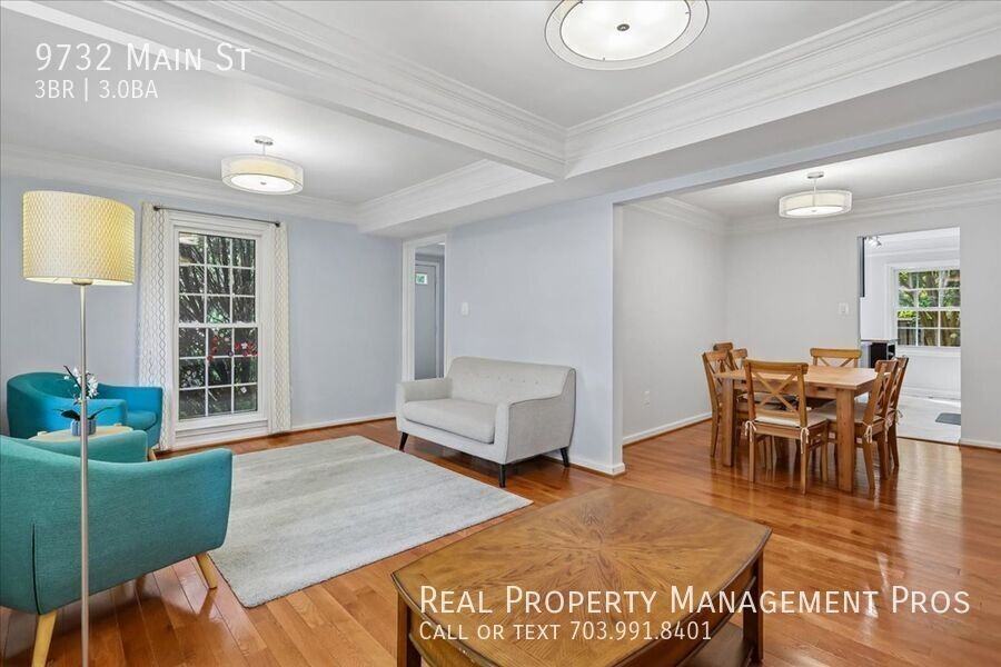 9732 Main St - Photo 7 of 50