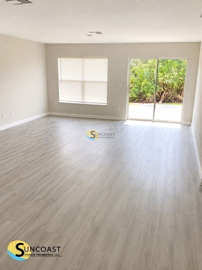 6145 Allied Ct - Photo 3 of 15