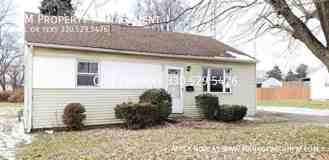 1923 Bollinger Ave Ne - Photo 1 of 1