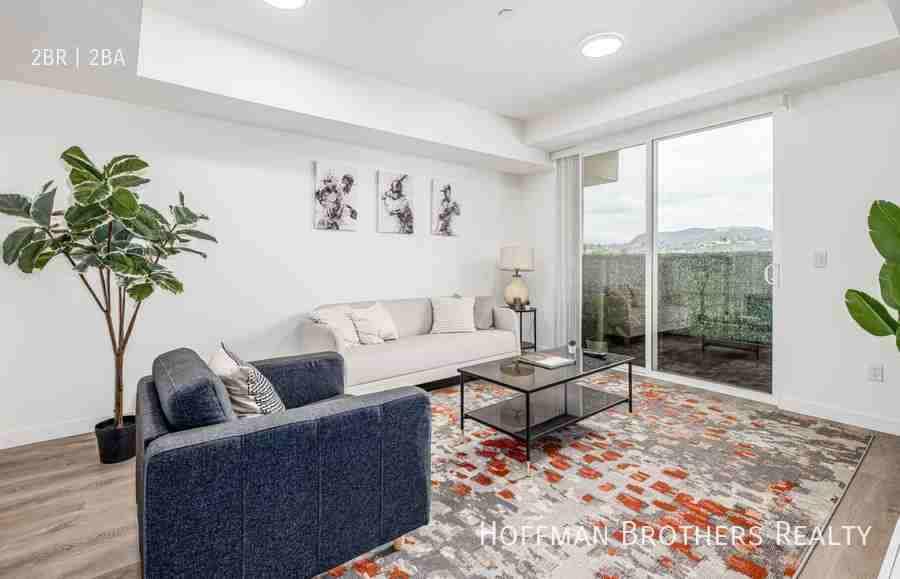 4821 Lemon Grove Ave #LG2 - Photo 2 of 37