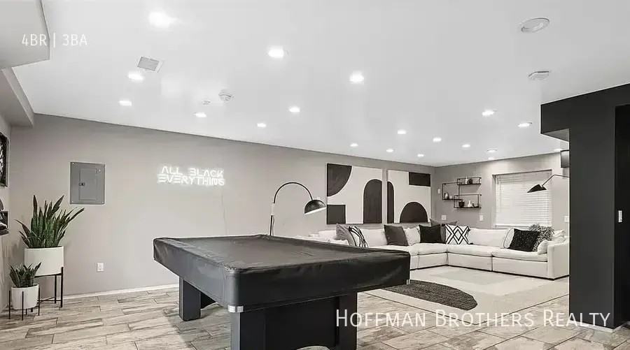 615 1/2 6th Ave #615-1-2 - Photo 6 of 20
