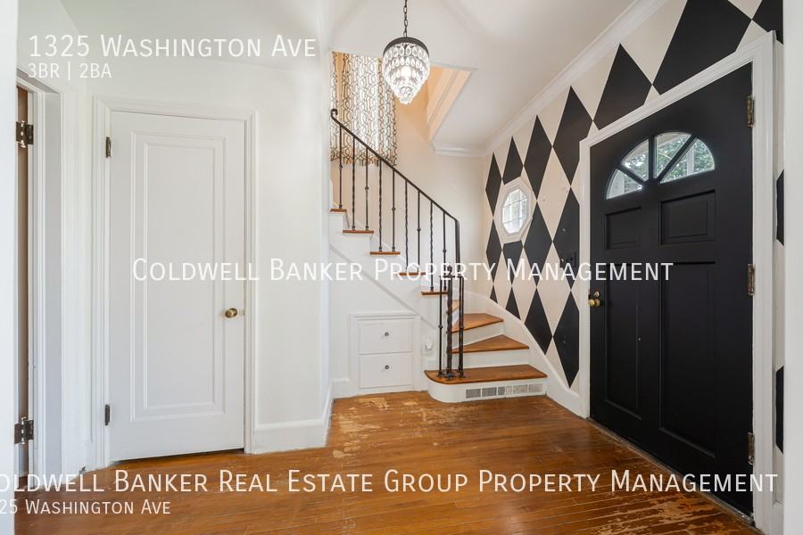 1325 Washington Ave - Photo 3 of 39