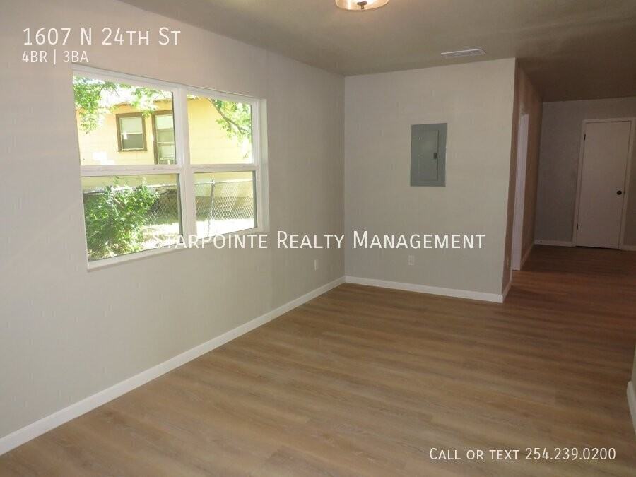 1607 N 24th St - Photo 4 of 26