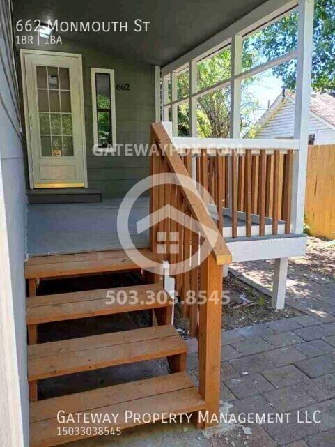 662 Monmouth St - Photo 6 of 13