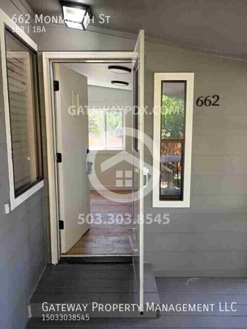 662 Monmouth St - Photo 7 of 13