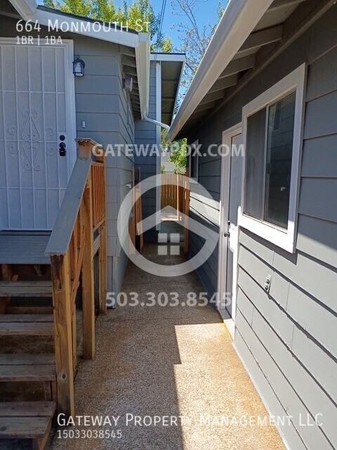 664 Monmouth St - Photo 3 of 13