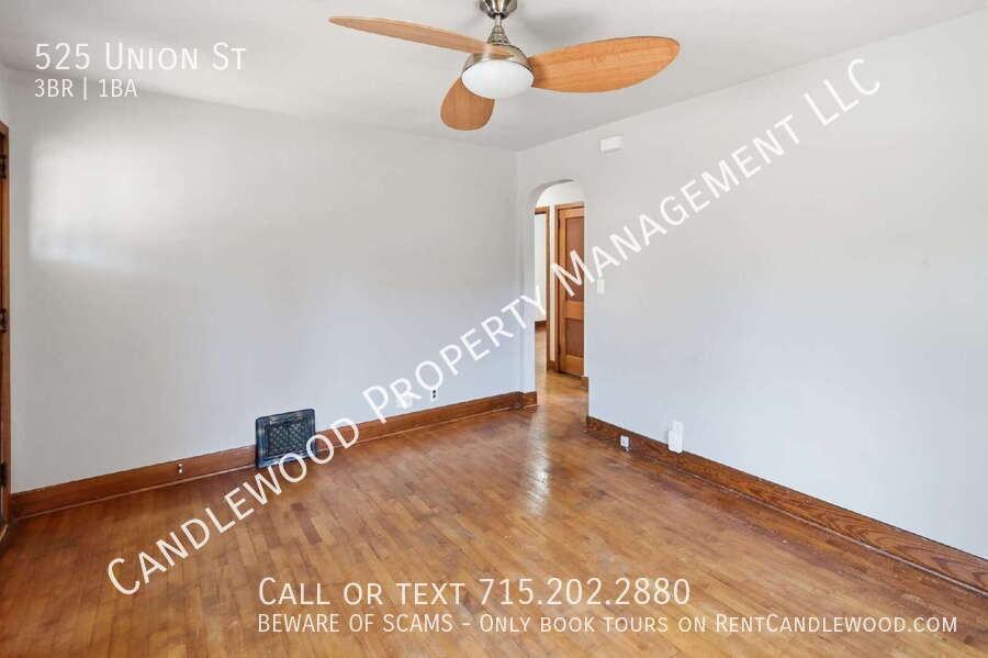 525 Union St - Photo 6 of 19