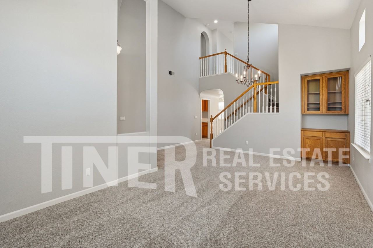 8287 Lauffer Way - Photo 2 of 31