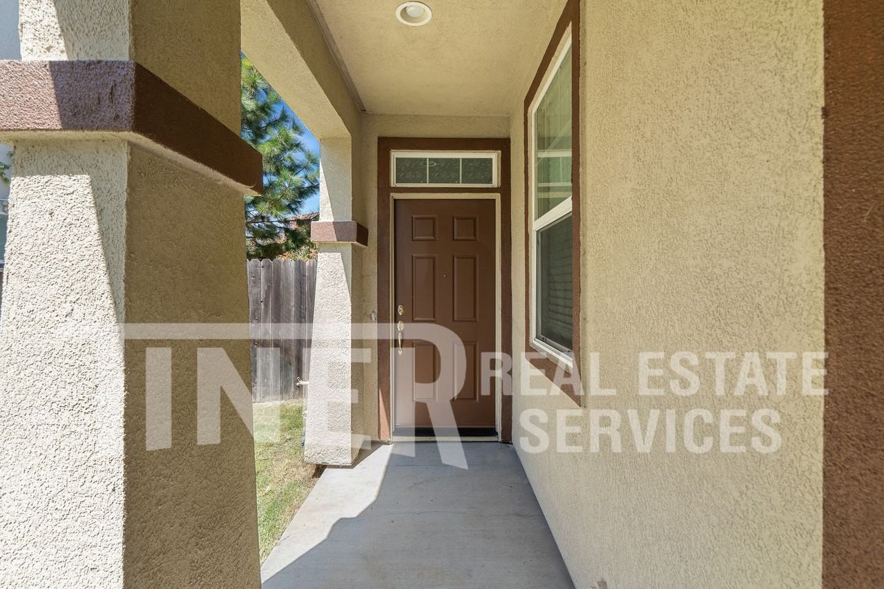 9716 Marianna Way - Photo 3 of 23