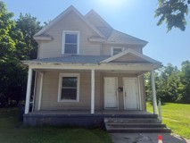 736 Lawndale - Photo 1 of 1