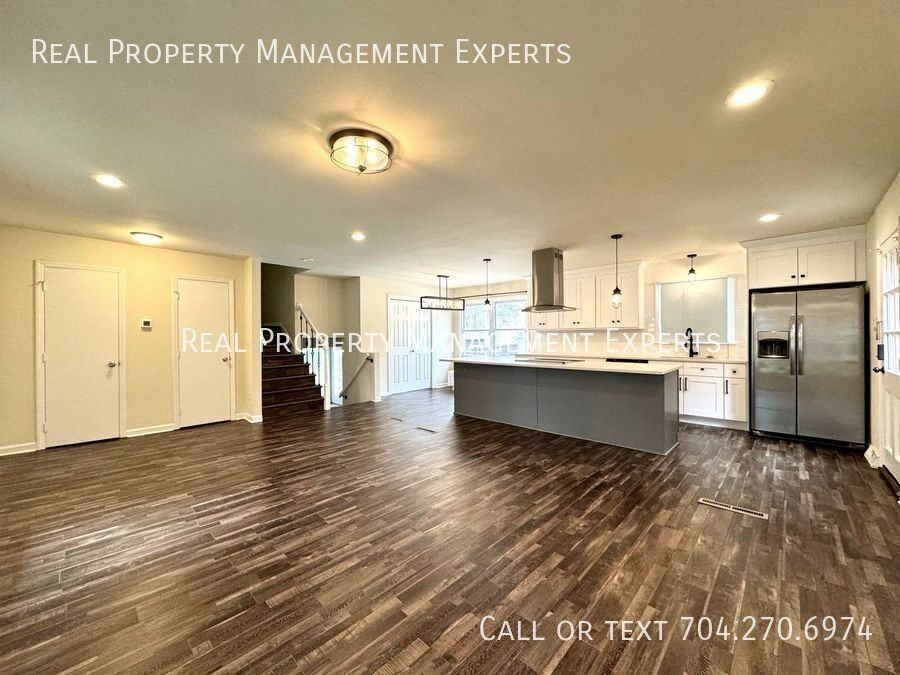 900 Tally Ho Ct - Photo 5 of 21