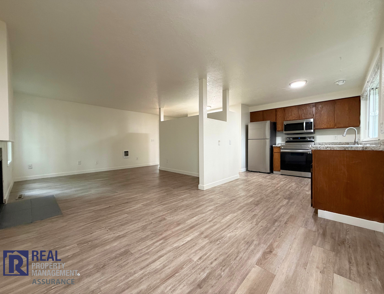 7077 Montauk Cir - Photo 4 of 14