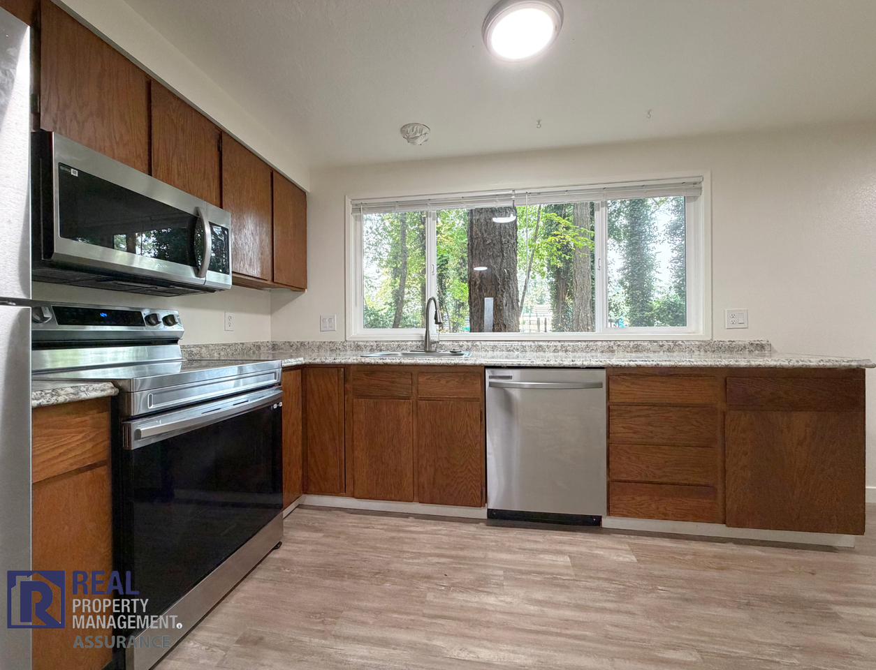 7077 Montauk Cir - Photo 7 of 14