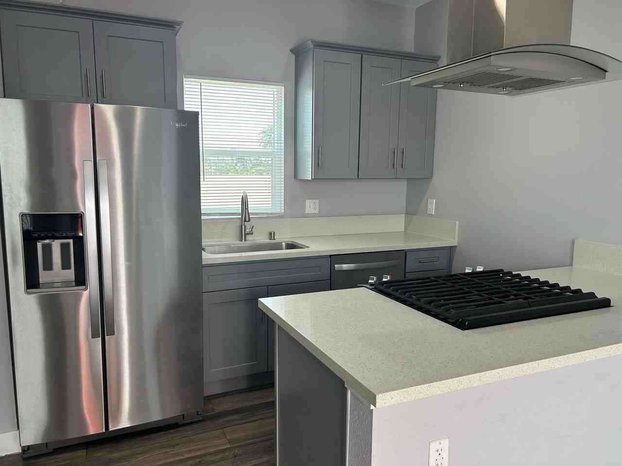 845 E. 6th - Photo 6 of 20