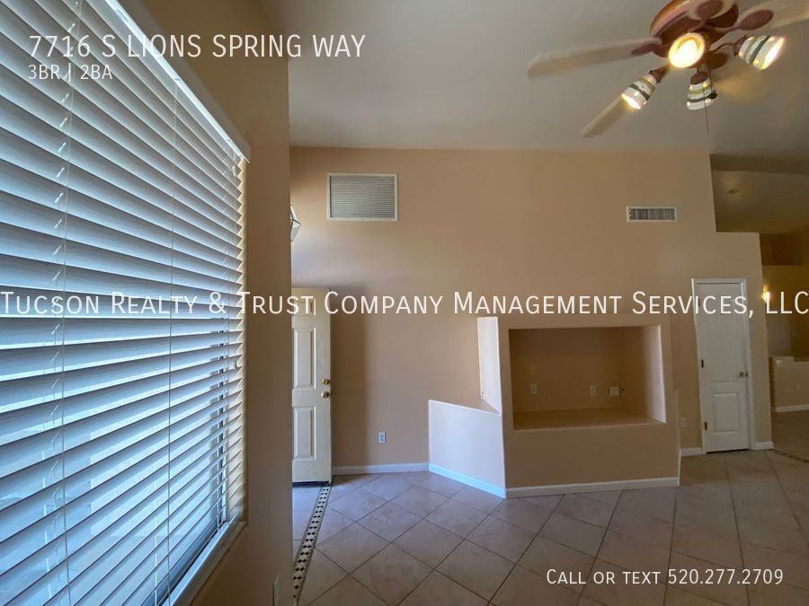 7716 S Lions Spring Way - Photo 6 of 28