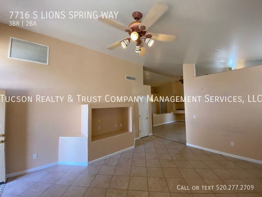 7716 S Lions Spring Way - Photo 7 of 28