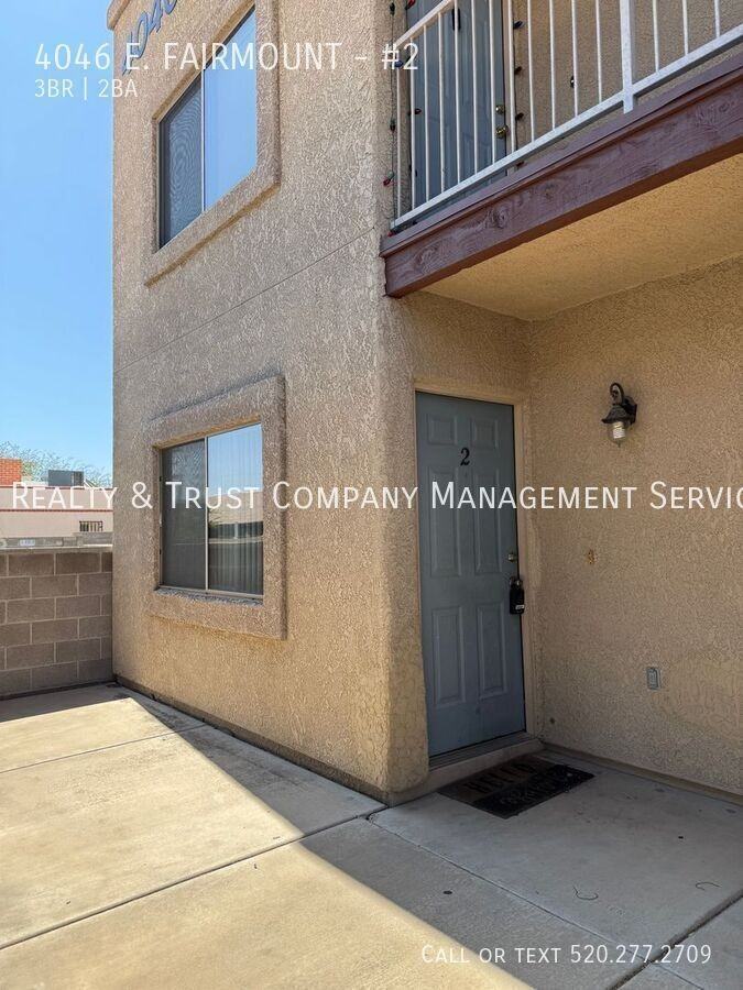 4046 E Fairmount St #2 - Photo 2 of 15