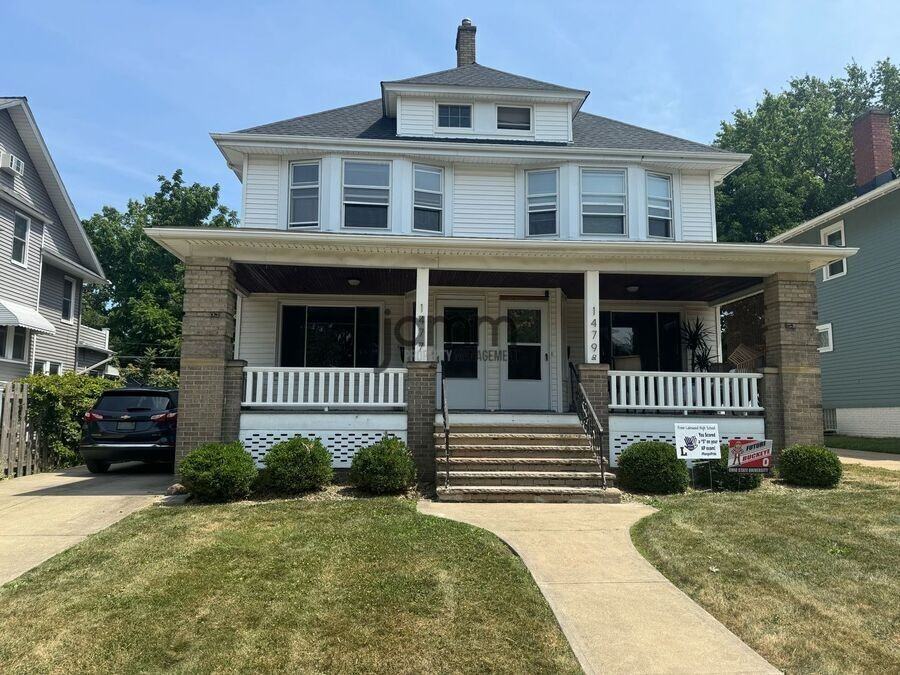1477 Northland Ave - Photo 2 of 47