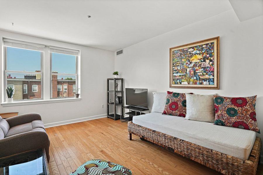 1801 Calvert St Nw #504 - Photo 6 of 27