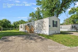 featured image of 15 Grand Valley Dr