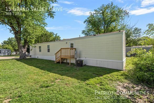 15 Grand Valley Dr - Photo 4 of 38