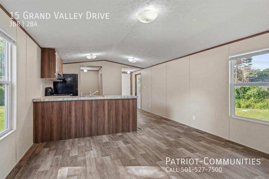 15 Grand Valley Dr - Photo 5 of 38
