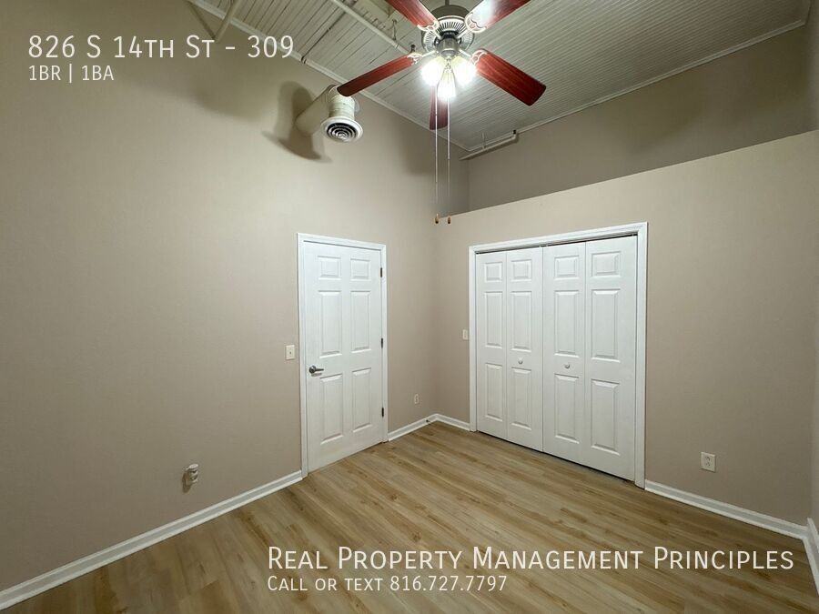 826 S 14th St #309 - Photo 6 of 6
