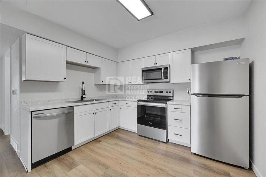 41 University Dr - Photo 5 of 9