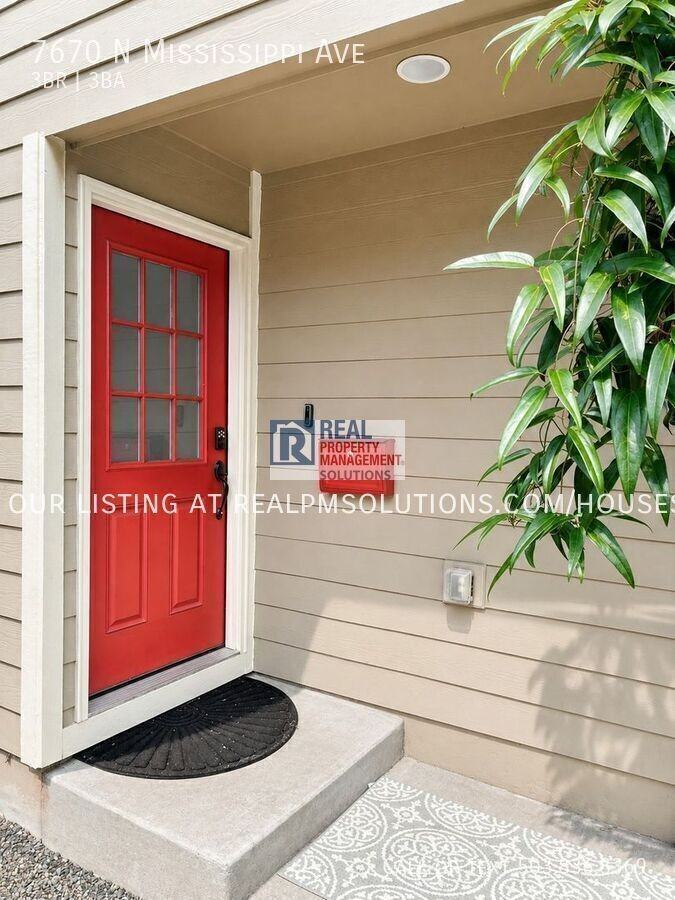 7670 N Mississippi Ave - Photo 3 of 50