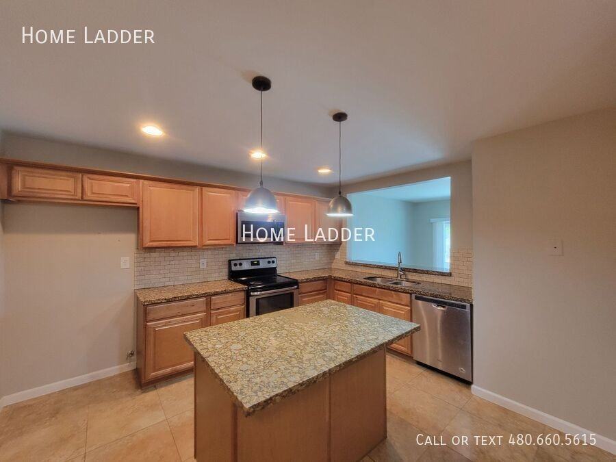 6102 W Mauna Loa Ln - Photo 6 of 26