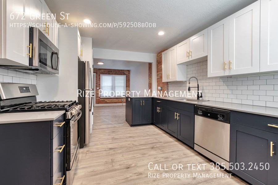 672 Green St - Photo 2 of 11