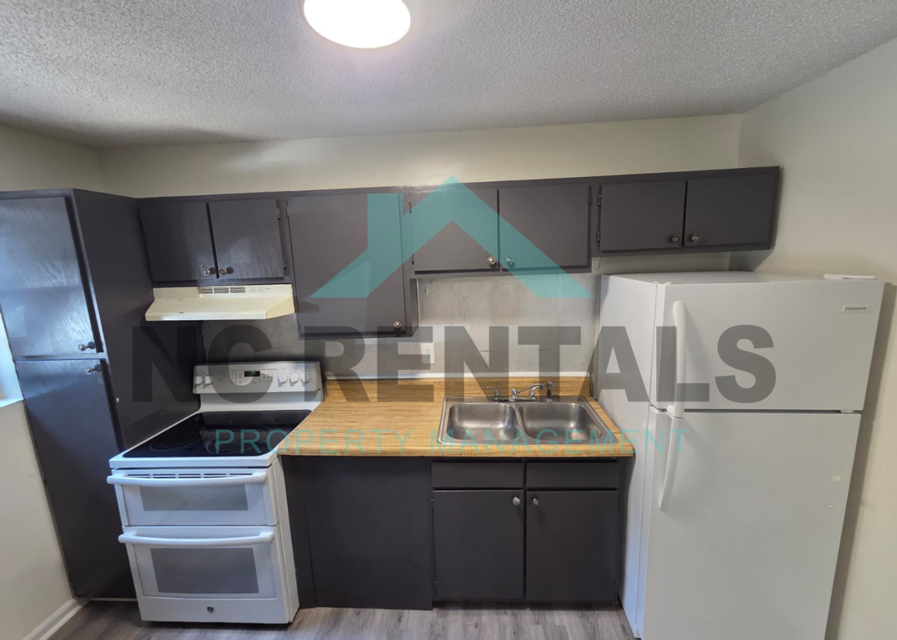 2401 Markwood Ln #A - Photo 7 of 16