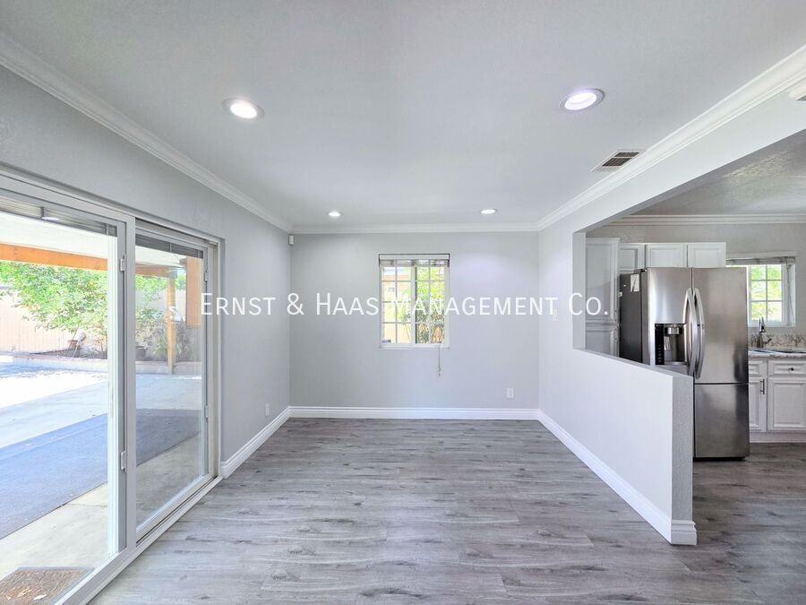 11937 Hercules St - Photo 6 of 29