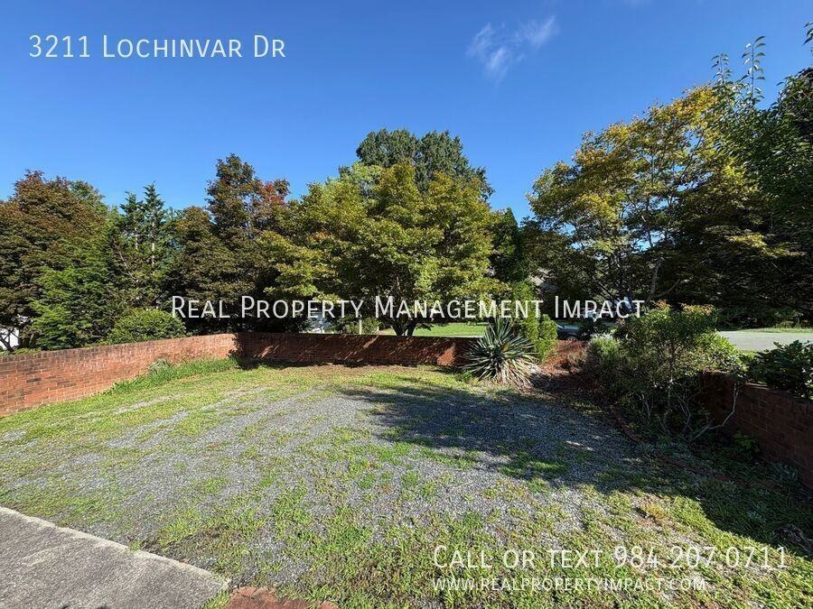 3211 Lochinvar Dr - Photo 6 of 50
