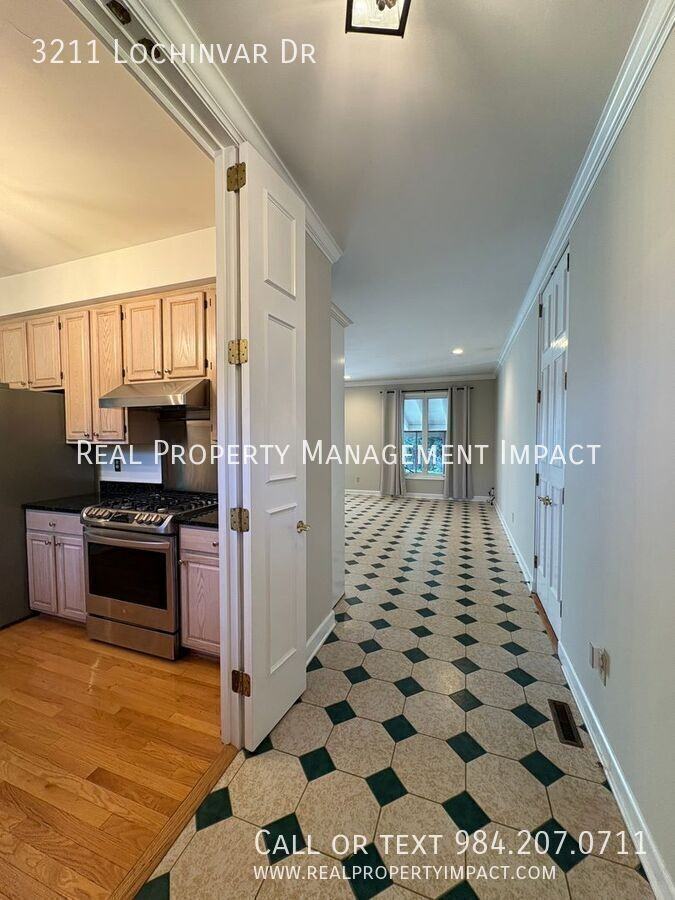 3211 Lochinvar Dr - Photo 7 of 50