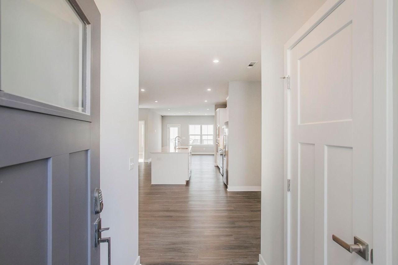 103 Great Falls Ct - Photo 6 of 50