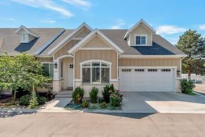 featured image of 1992 E Hedgewood Ct