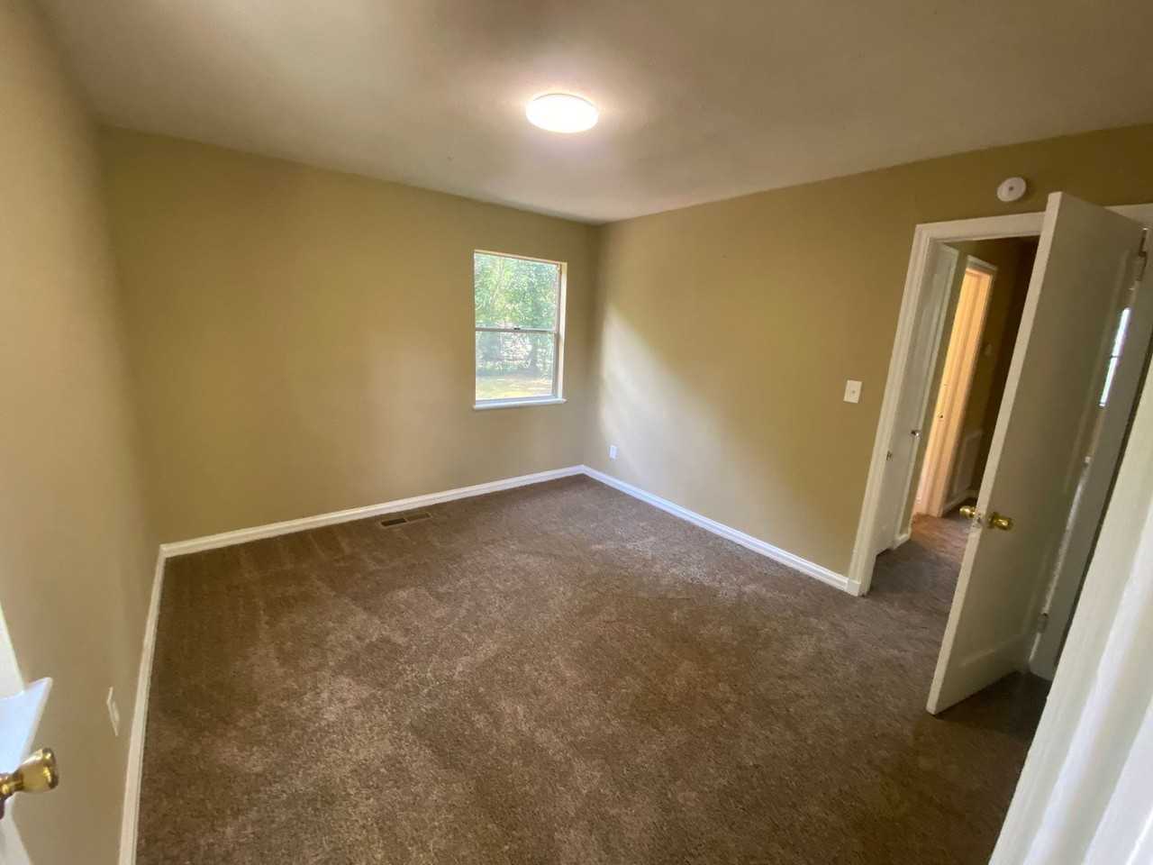 3129 Baker Cir - Photo 7 of 13