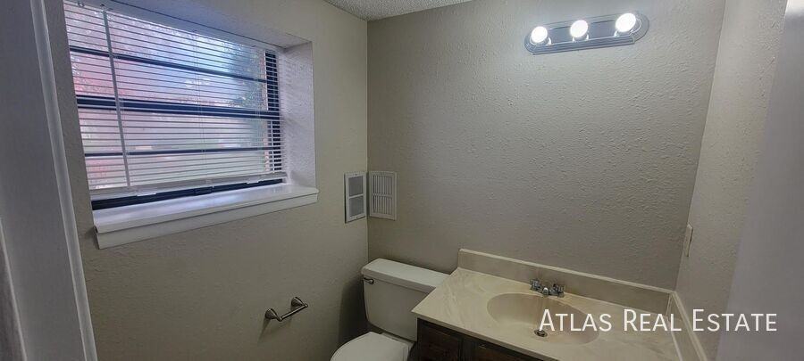 17312 E 48th Terrace Ct S - Photo 7 of 11