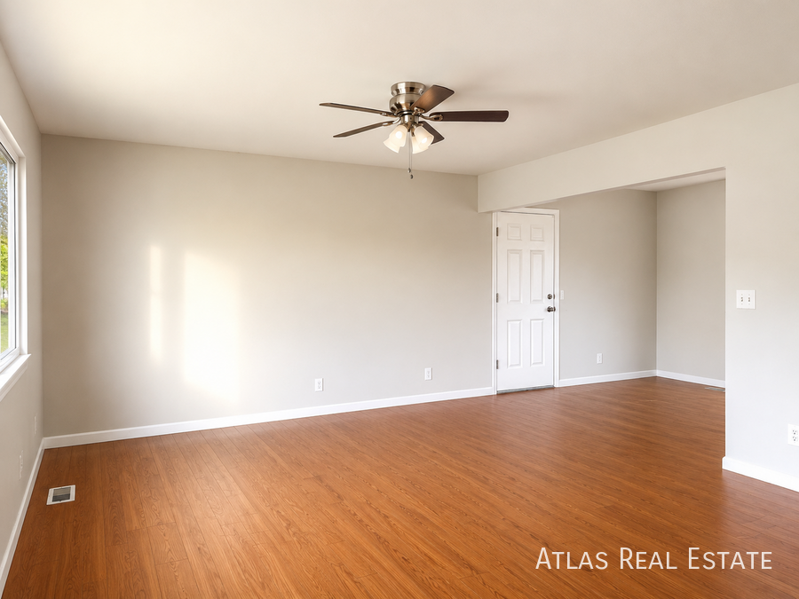 5310 Altura St - Photo 3 of 34