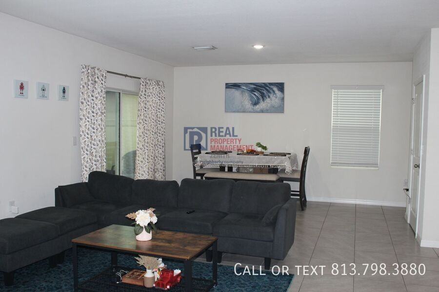 3199 Suncoast Plains Dr - Photo 6 of 33