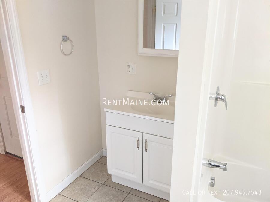 40 Vafiades Ave #4 - Photo 7 of 7