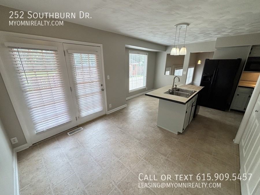 252 Southburn Dr - Photo 5 of 23