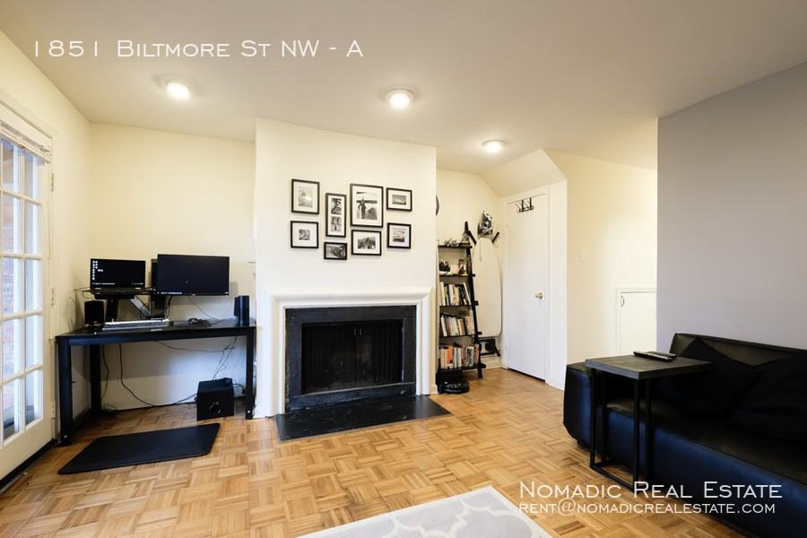 1851 Biltmore St Nw #A - Photo 2 of 18